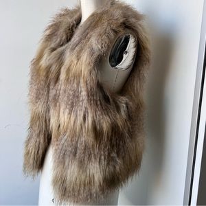 Velvet brand fluffy soft fur vest size S 🔥